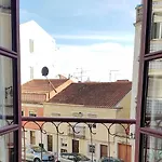 Comfort In Old Lissabon