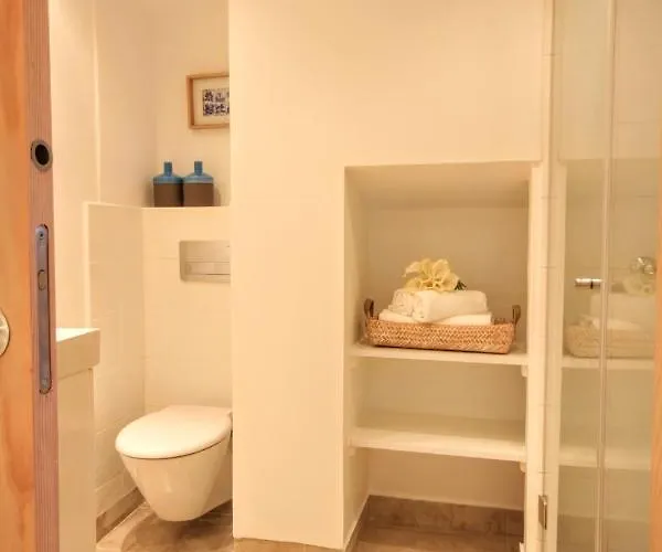 Comfort In Old Lisboa